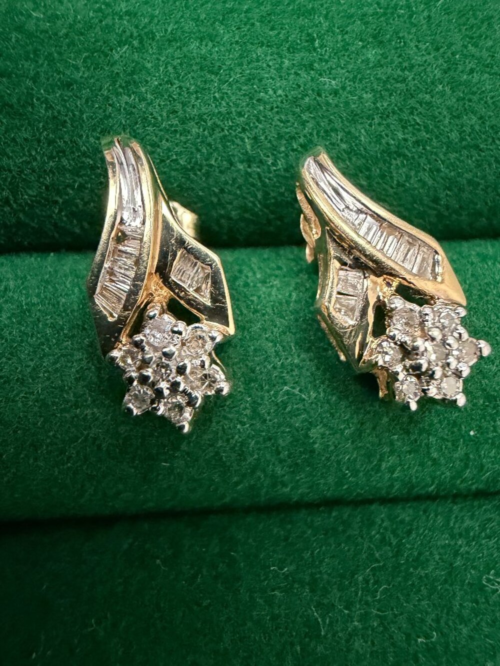 Vintage 10K Yellow/White Gold Diamond Cluster Earrings – Baguette & Round